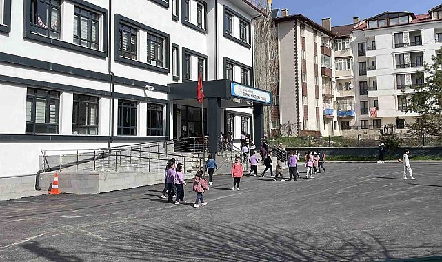 Sivas'ta eğitim sendikalarının iş bırakma çağrısı karşılık bulmadı
