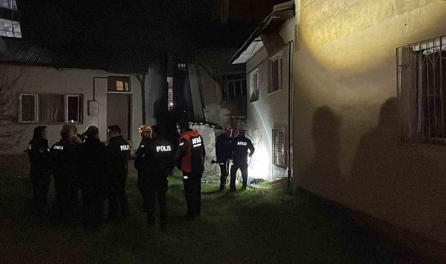 Sivas'ta müstakil ev çöktü, ev tahliye edildi