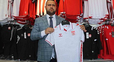 Sivasspor'a bin biletlik destek