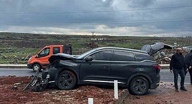 Siverek'te iki otomobil çarpıştı: 8 yaralı