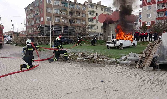 Sorgun itfaiyesi yangın tatbikatında tam not aldı