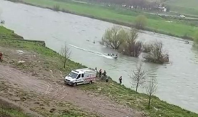 Suda mahsur kalan vatandaşın yardımına AFAD yetişti