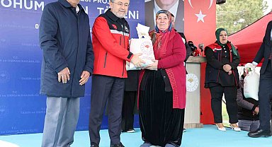 Tarım ve Orman Bakanı Yumaklı: "117 ülkeye memleketin tohumlar ihraç edildi, İsrail'den tohum ithalatı söz konusu değildir"