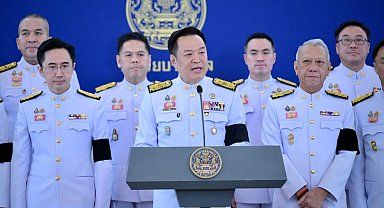 Tayland'da Charnvirakul hükümeti resmen göreve başladı