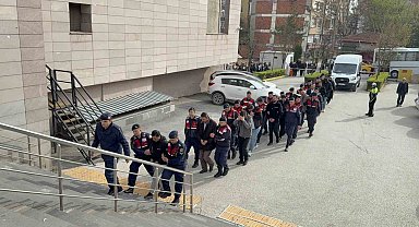 Tefecilik iddiasıyla yakalanan 15 şüpheli adliyeye sevk edildi