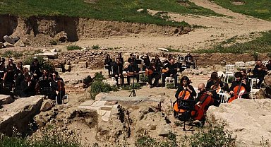 Tekirdağ'da Perinthos Tiyatrosu 2 bin yıl sonra yeniden sanatla buluştu