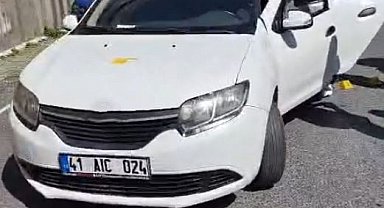 Teröristlerin kiraladığı otomobil polis ekipleri tarafından inceleniyor
