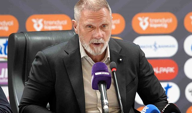 Thorsten Fink: "Ligdeki ilk 5 hedefi gerçekçi değil"