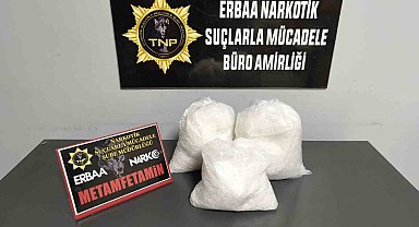 Tır dorsesindeki hasarlı araçta 2.7 kilo uyuşturucu ele geçirildi