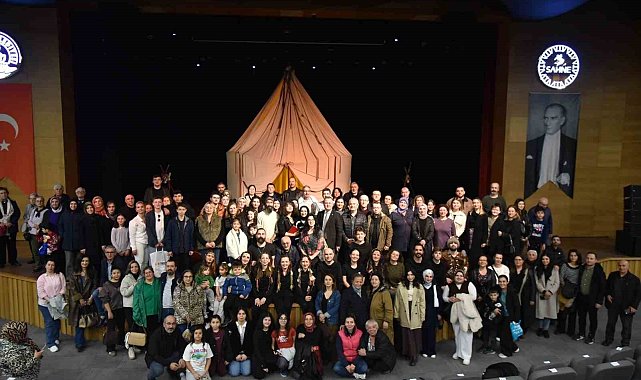 Tiyatro tutkunları Atakum'da buluştu