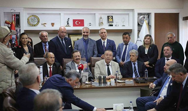 TOBB Başkanı Hisarcıklıoğlu'ndan KTO'nun hizmet kalitesini vurguladı