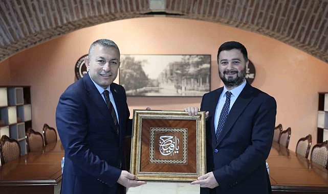 Trabzon Valisi Tahir Şahin'den Kağıthane'ye ziyaret