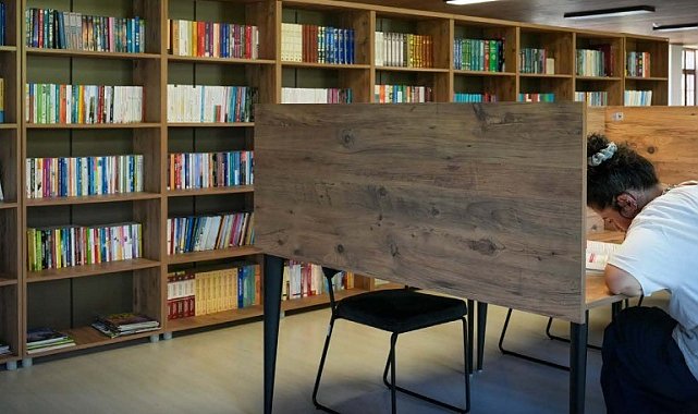 Trabzon'da kütüphaneler on binlerce kişiyi ağırlıyor