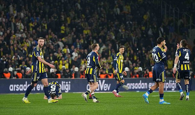 Trendyol Süper Lig: Fenerbahçe: 2 - Çaykur Rizespor: 2