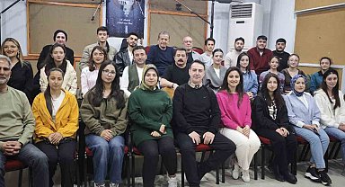 TRT Erzurum Radyosu'nda ustalar ile gençler buluştu