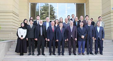 Türk hukukunun önemli ismi Ali Fuad Başgil unutulmadı