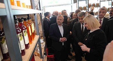 Türkiye'nin ilk 'ekolojik market'i açıldı