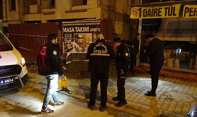 Tuvaletini yapmak için çıktığı inşaattan düşen şahıs ağır yaralandı