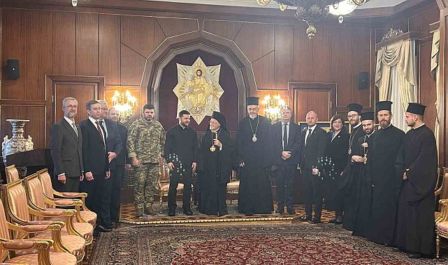 Ukrayna Devlet Başkanı Zelenskiy, Fener Rum Patriği Bartholomeos ile görüştü