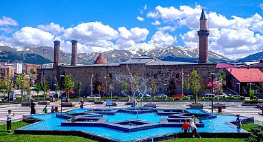 Ülke genelinde sıcaklık düşecek: Erzurum yine üşüyecek