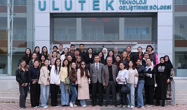 ULUTEK, Kazakistanlı öğrencileri ağırladı