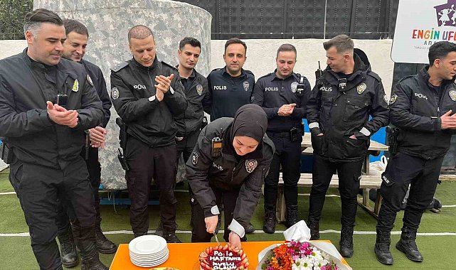 Üsküdar'da anaokulu öğrencilerinden polislere "Okulu bastılar" ihbarlı sürpriz kutlama