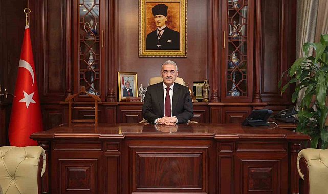 Vali Ayyıldız: "Bu ulu şehir, yalnızca bir beldenin kazanımı değil, tarihi bir dönüm noktasıdır"