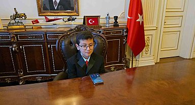 Vali koltuğuna oturdu, ilk talimatı okul güvenliği oldu