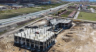 Van otobüs terminaline kavuşuyor