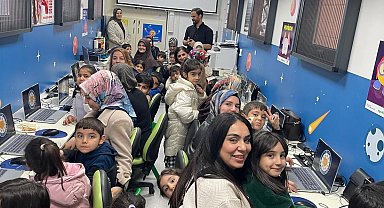 Veliler ve öğrenciler kodlama etkinliğinde buluştu