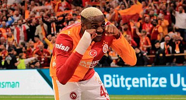 Victor Osimhen bu sezonki 20. golünü attı