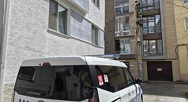 Yakınlarının haber alamadığı şahıs evinde ölü bulundu