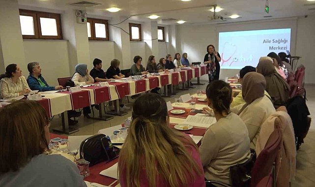 Yalova'da "Emzirme Danışmanlığı ve Ulusal Değerlendirici Sağlık Personeli Eğitimi"