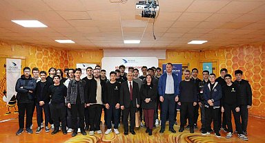 Yapay zeka ve geleceğin teknolojileri lise öğrencileriyle buluştu