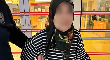 Yaşlı kadın, kendisine terlik atan yeğenini bıçakladı