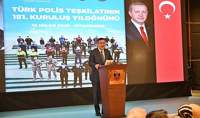 Yılmaz: ''Attığımız her adımda, yürüttüğümüz her çalışmada aziz şehitlerimizin hatırasına ve gazilerimizin fedakarlığına daima sahip çıkıyoruz''