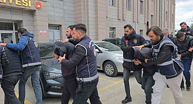 Yozgat'ta 53 düzensiz göçmen yakalandı