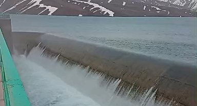 Yüksekova'nın mavi gerdanlığı Dilimli Barajı tam kapasiteye ulaştı