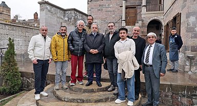 Zafer Algöz'den Kayseri Talas'a tam not