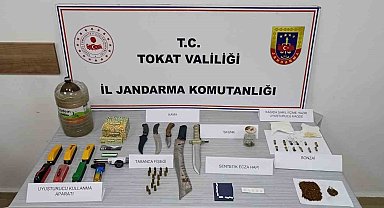 Zile'de uyuşturucu ticaretine darbe: 4 gözaltı