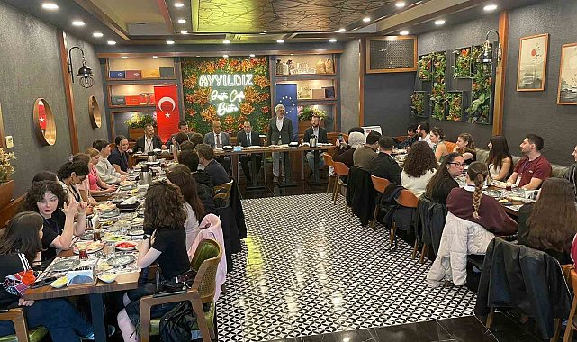 3 ülkeden 22 öğrenci kültür köprüsü için Tavşanlı'da buluştu