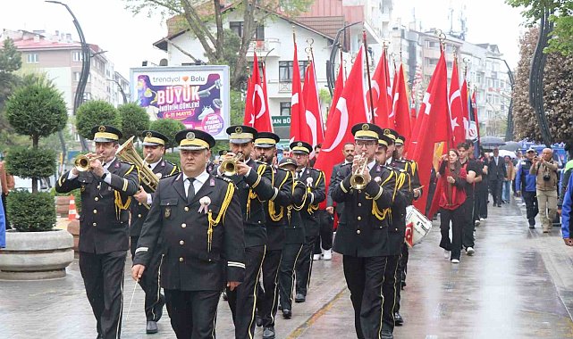 'Bolu'nun Babası' İzzet Baysal törenle anıldı