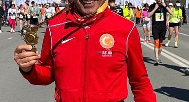 'Demir adam' Kazan Maratonu'na performansıyla damga vurdu
