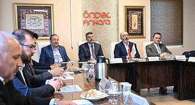 'Sosyal Medya Kıskacında Aile Çalıştayı' Ankara'da düzenlendi