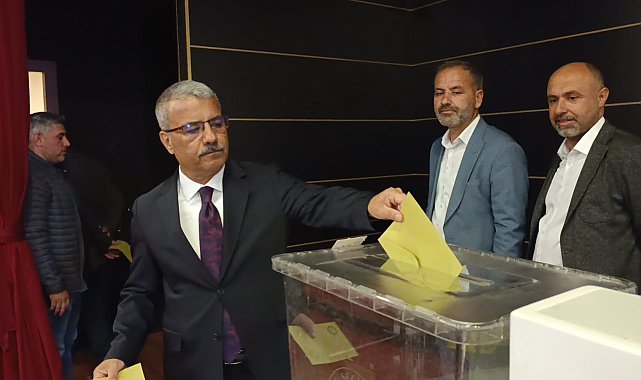 Adıyaman ESOB'da Duranay güven tazeledi