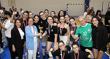 ADÜFEST Spor Şenlikleri kapsamında kupa törenleri gerçekleştirildi