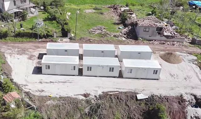 AFAD'dan Sungurlu'daki fırtına ve hortumzedelere konteyner desteği