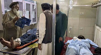 Afganistan'da mültecileri taşıyan kamyon devrildi: 22 ölü, 36 yaralı