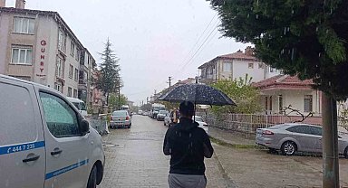 Afyonkarahisar'da kar yüksek kesimleri beyaza bürüdü