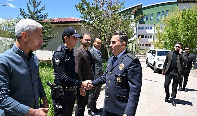 Ağrı Emniyet Müdürü Önder, Kurban Bayramı'nda emniyet personeliyle bayramlaştı